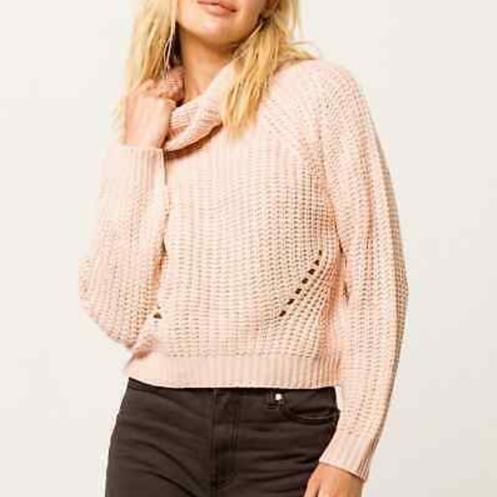 NWT Ivy&Main Soft Pink Sweater